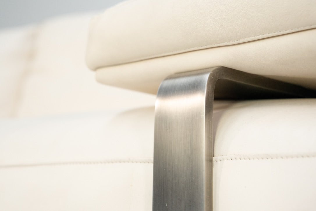 Molteni & C Still SDC250 Large Curved Sofa - In Ivory Leather @ REHAUS