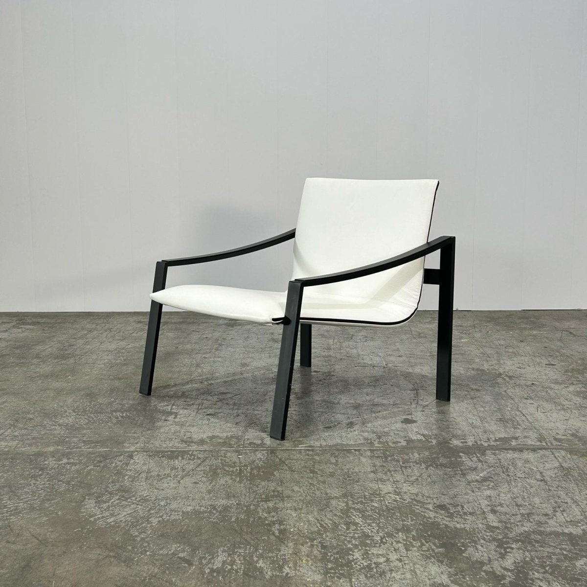 Molteni&C Allure Armchair by Matteo Nunziati @ REHAUS