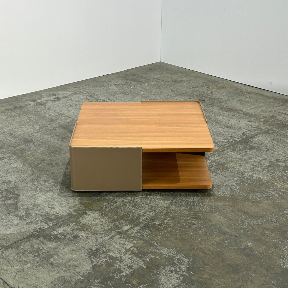 Molteni&C Hubert Coffee Table by Vincent Van Duysen @ REHAUS