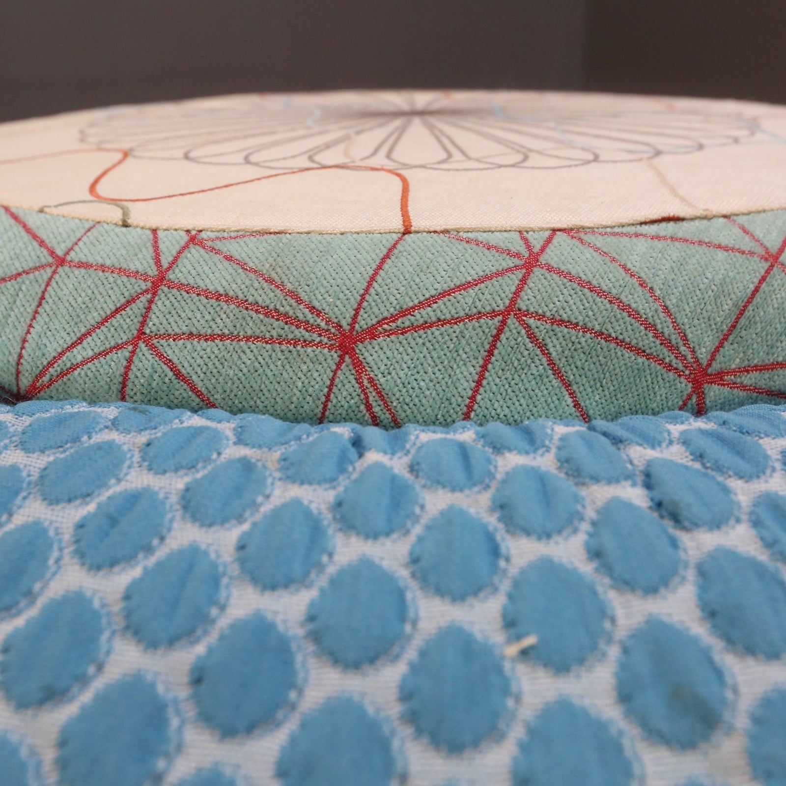 Moroso Donut Pouf by Edward Van Vliet @ REHAUS