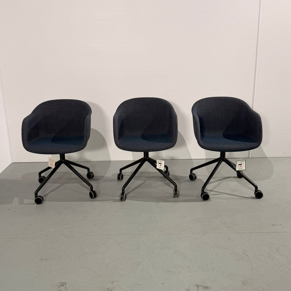 MUUTO Fiber Armchair by Iskos-Berlin @ REHAUS