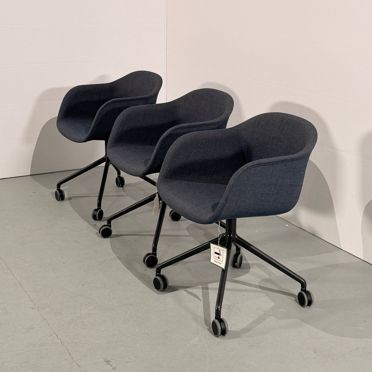 MUUTO Fiber Armchair by Iskos-Berlin @ REHAUS