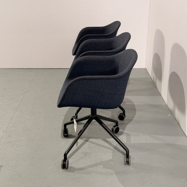 MUUTO Fibre Armchairs by Mika Tolvanen, Set of Three @ REHAUS