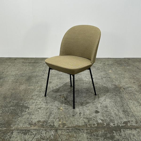 Muuto Khaki Oslo Chairs, Set of Eight @ REHAUS