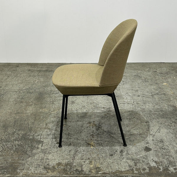Muuto Khaki Oslo Chairs, Set of Eight @ REHAUS