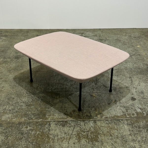 Muuto Pink Oslo Pouf @ REHAUS