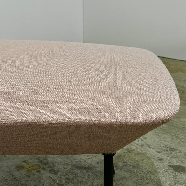 Muuto Pink Oslo Pouf @ REHAUS