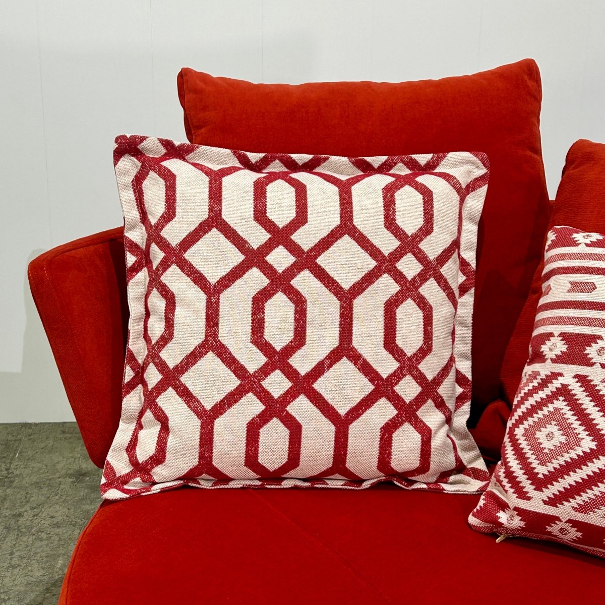 Myapple Swivel Velvet Loveseat by Fama @ REHAUS