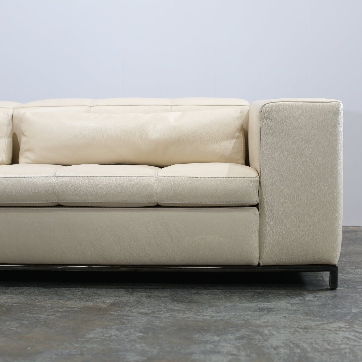 Nick Leather Sectional Sofa by Cierre @ REHAUS