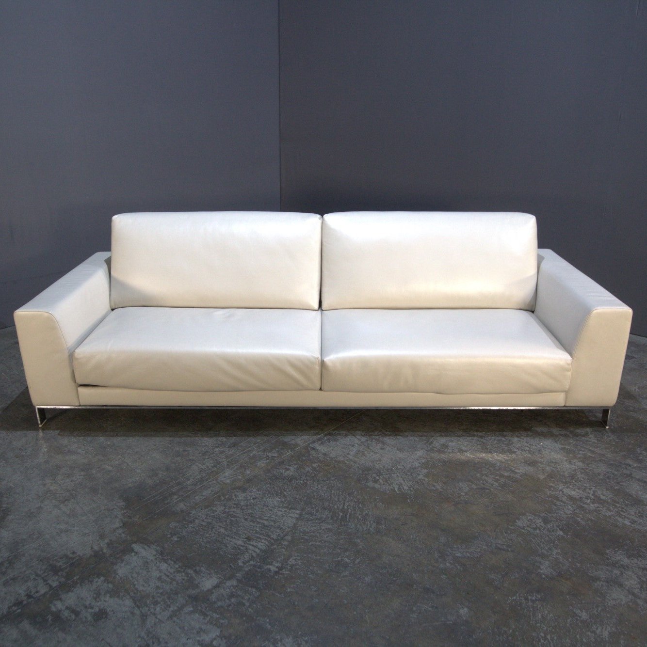 Nube Italia Eddy Sofa by Kemistry of Style @ REHAUS