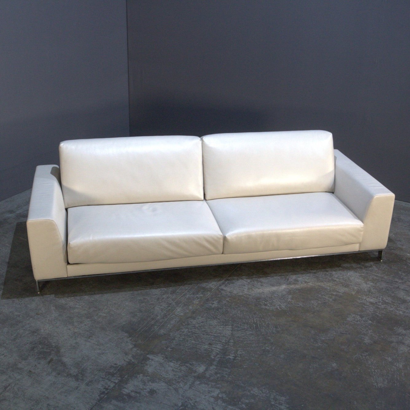 Nube Italia Eddy Sofa by Kemistry of Style @ REHAUS