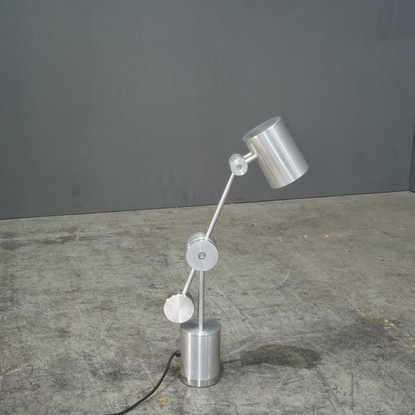 OBE Camden Desk Lamp by Tom Dixon @ REHAUS