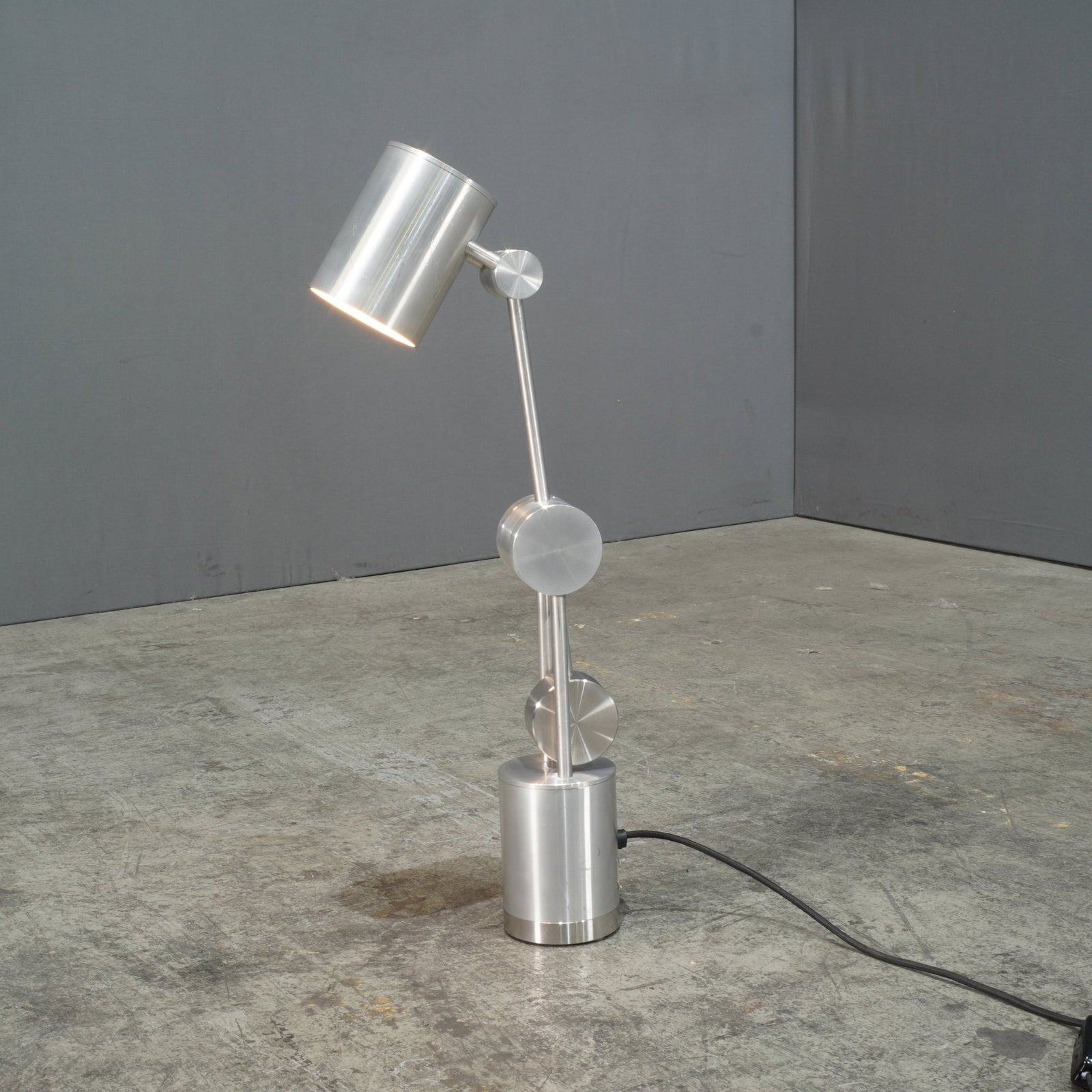 OBE Camden Desk Lamp by Tom Dixon @ REHAUS