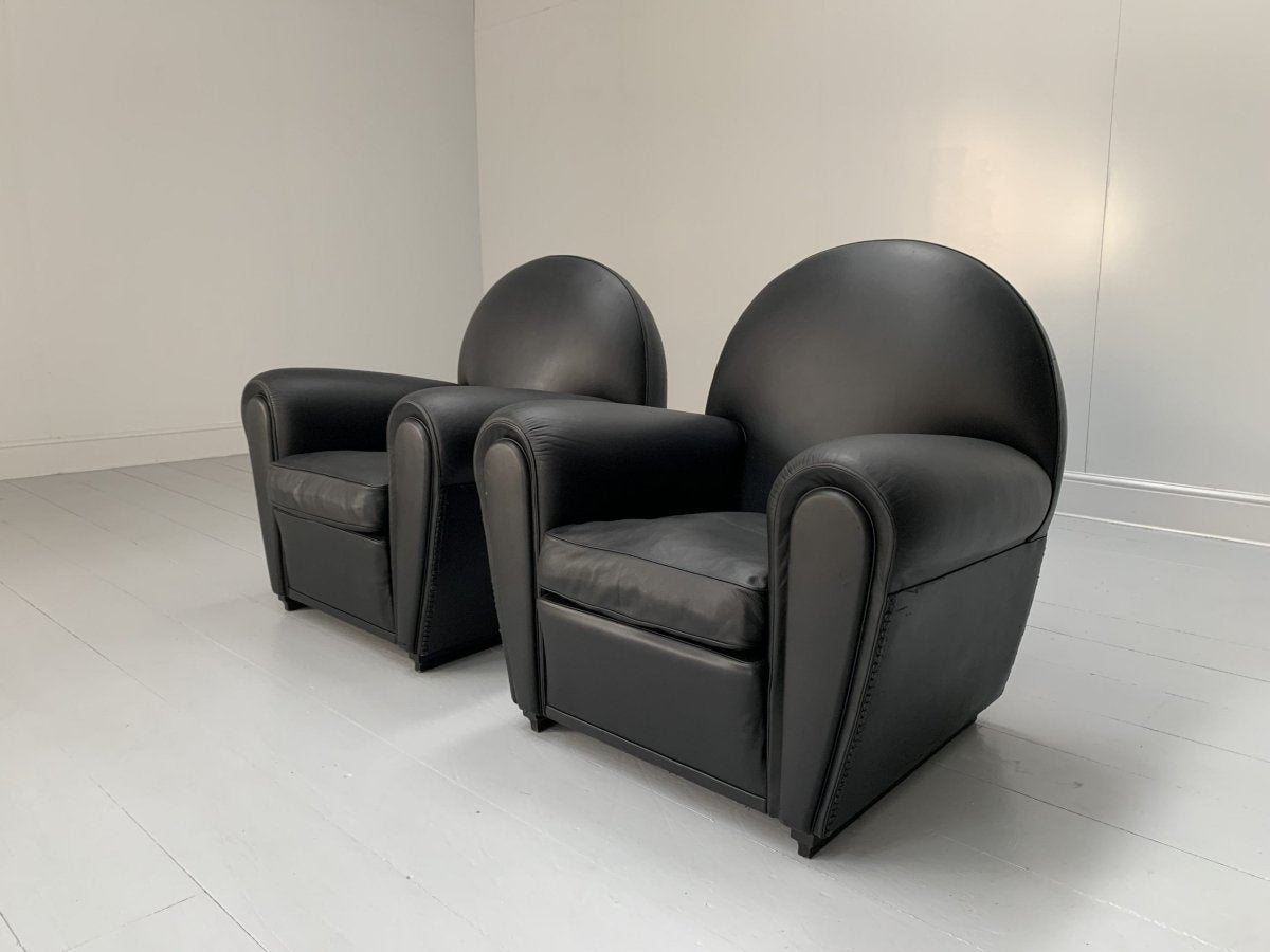 Pair of Poltrona Frau Vanity Fair Armchairs - In Pelle Frau Black Leather @ REHAUS
