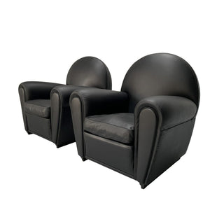 Pair of Poltrona Frau Vanity Fair Armchairs - In Pelle Frau Black Leather @ REHAUS
