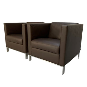 Pair of Walter Knoll Foster 500.10 Armchairs - In Dark - Brown Leather @ REHAUS