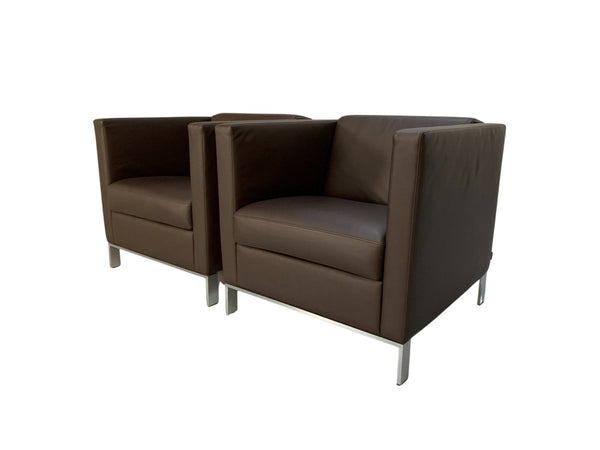 Pair of Walter Knoll Foster 500.10 Armchairs - In Dark - Brown Leather @ REHAUS