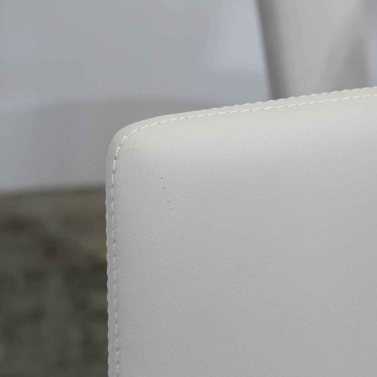 Podium Dining Table by Bontempi Casa @ REHAUS