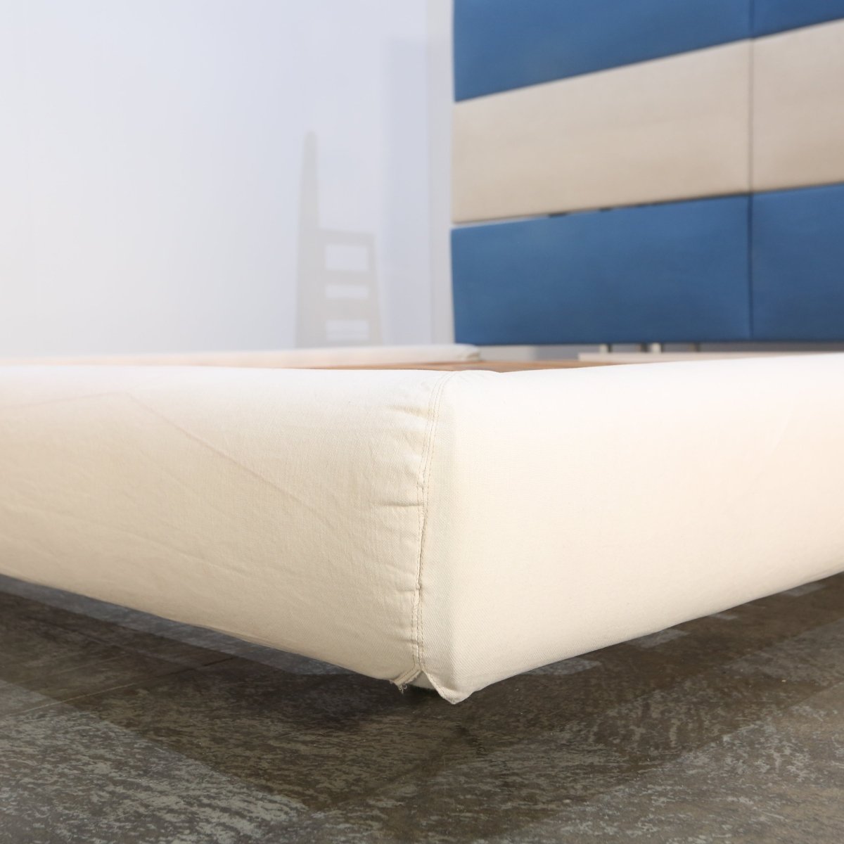 Poliform Dream Bed by Marcel Wanders @ REHAUS