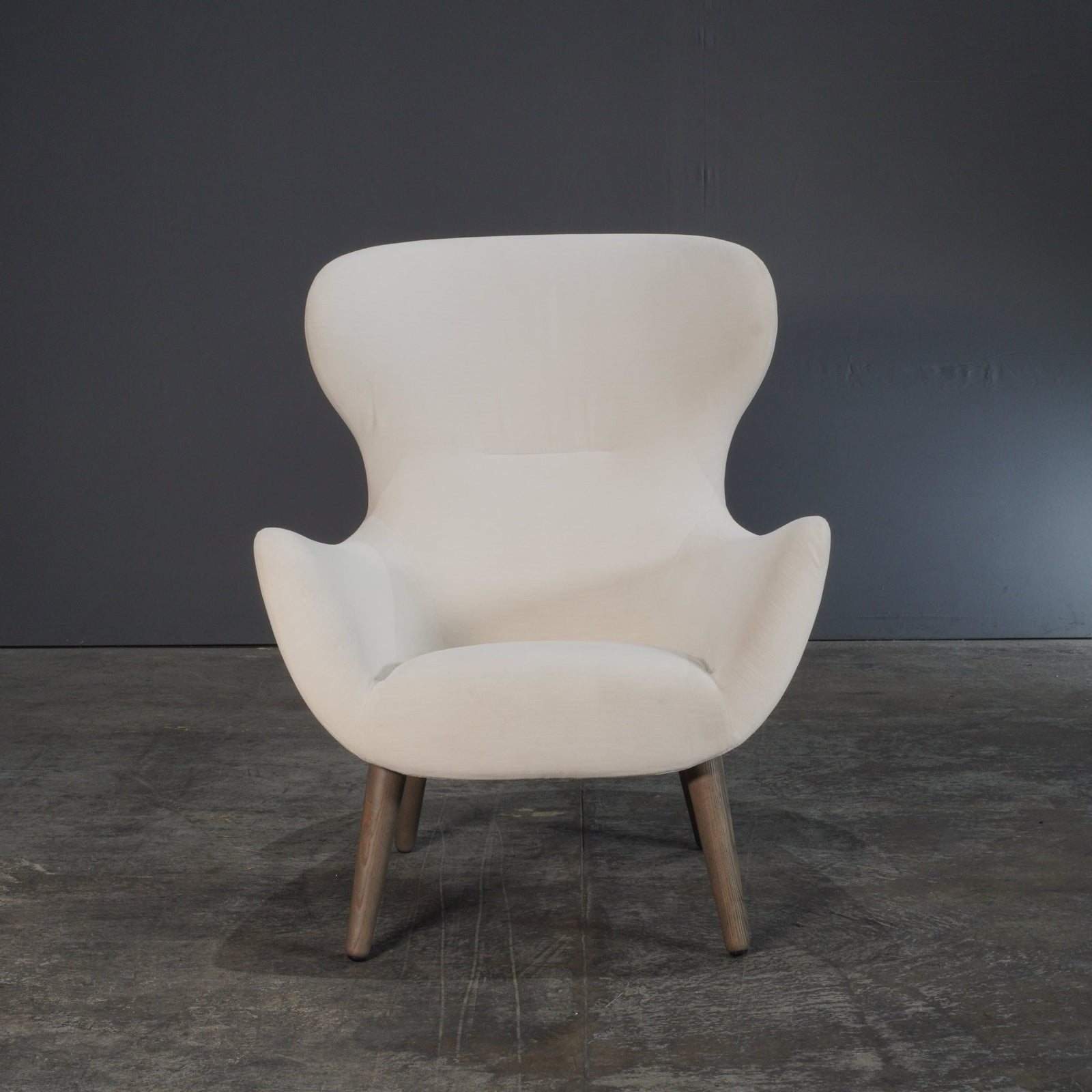 Poliform Mad Joker Armchair by Marcel Wanders @ REHAUS