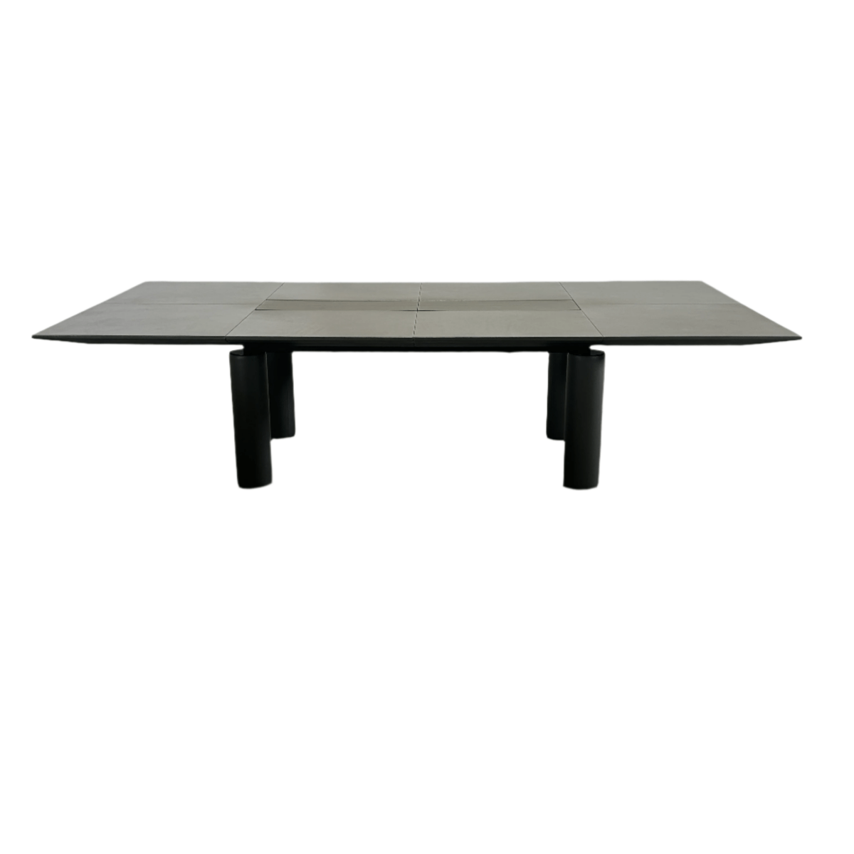 Poltrona Frau CEO Cube Meeting Table @ REHAUS