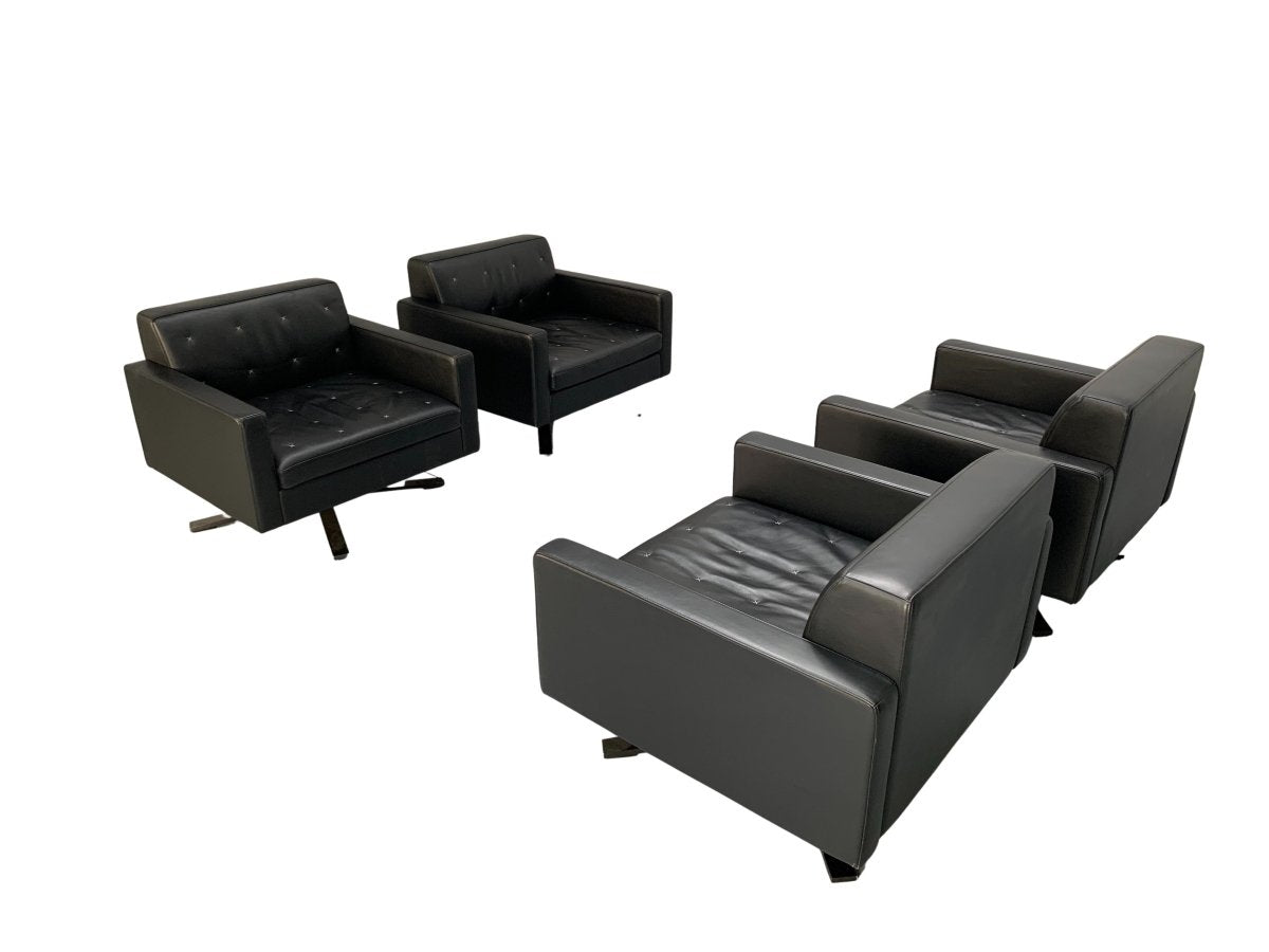 Poltrona Frau Kennedee Armchairs in Black Pelle Frau SC Leather, set of 4 @ REHAUS