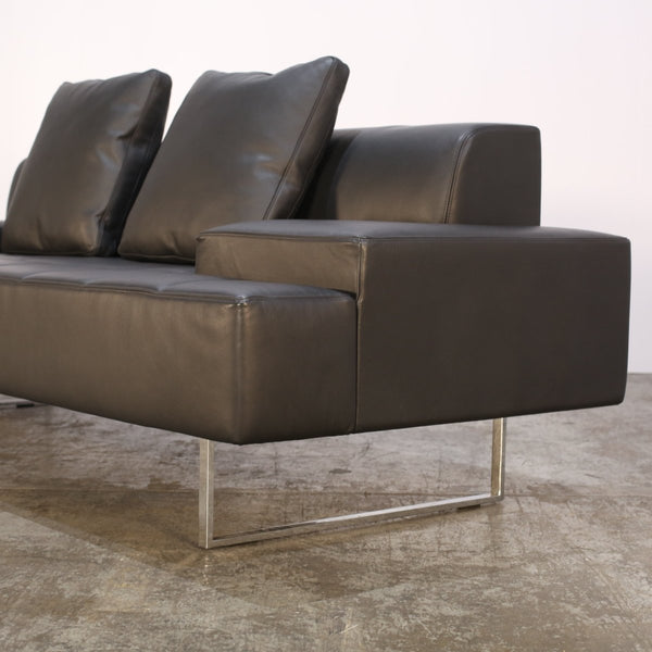Poltrona Frau Quadra Sofa by Studio Cerri & Associates @ REHAUS