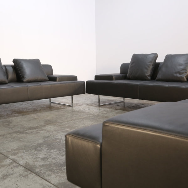 Poltrona Frau Quadra Sofa by Studio Cerri & Associates @ REHAUS
