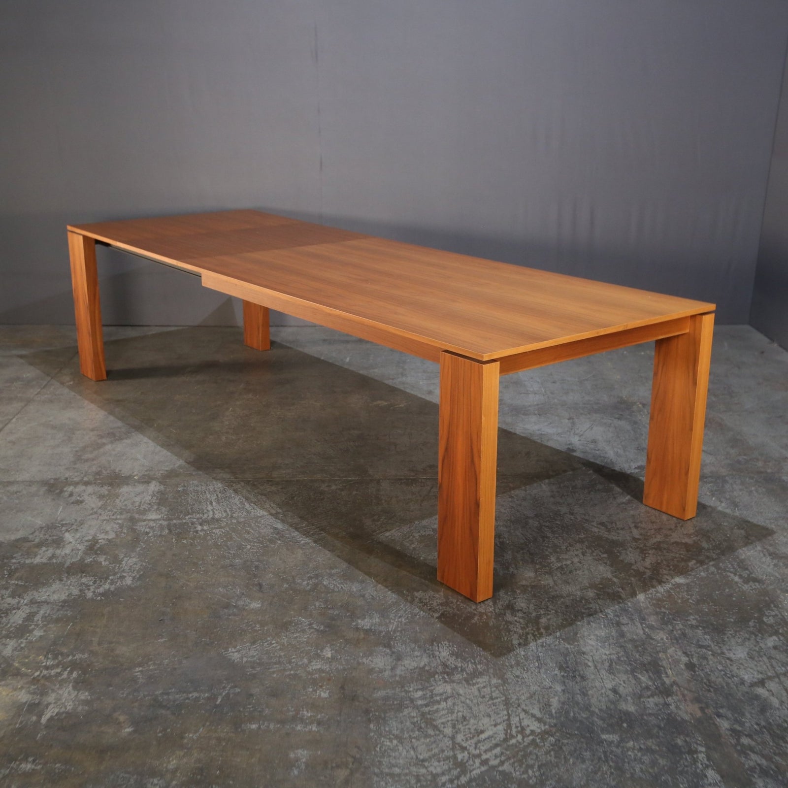 Porada Kevin Extending Table @ REHAUS