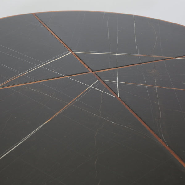 Porada Thayl Dining Table by Gabriele & Oscar Buratti @ REHAUS