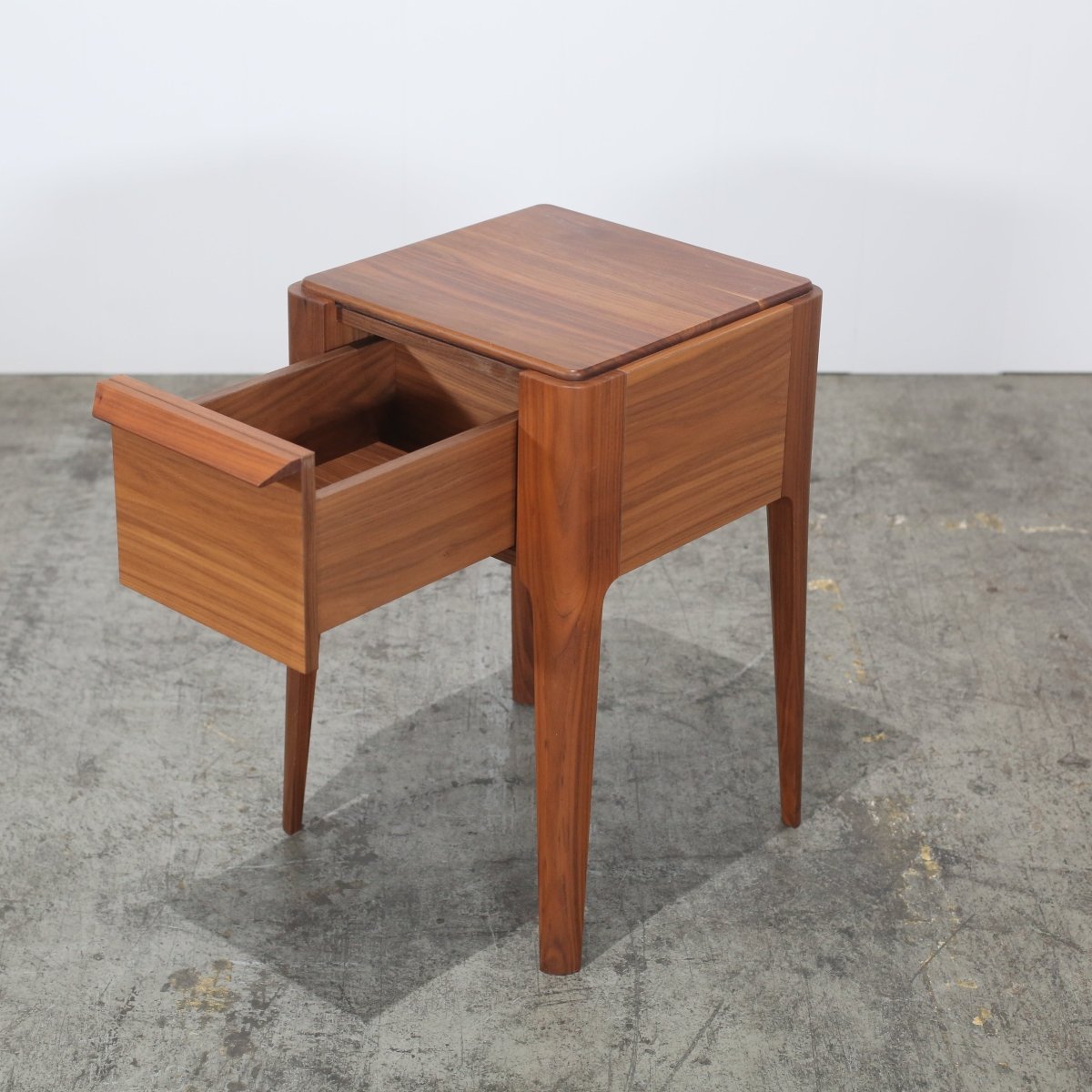 Porada Ziggy Nightstand @ REHAUS