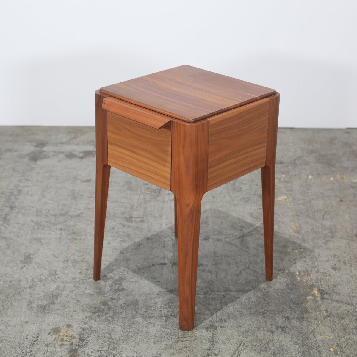 Porada Ziggy Nightstand @ REHAUS