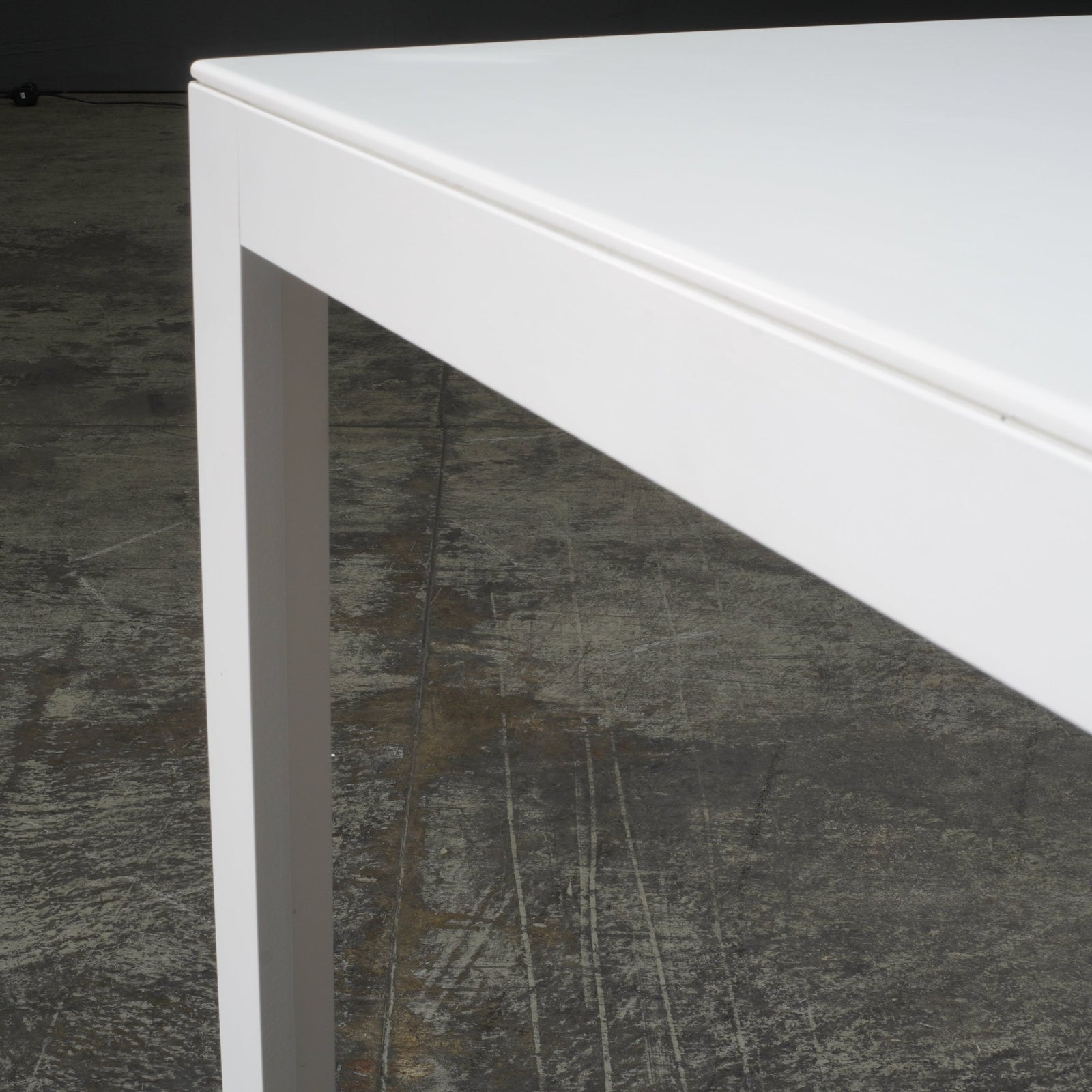 Porro Fractal Square Table in White Corian - REHAUS - Porro