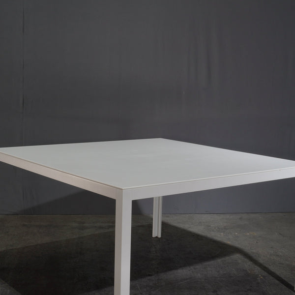 Porro Fractal Square Table in White Corian - REHAUS - Porro