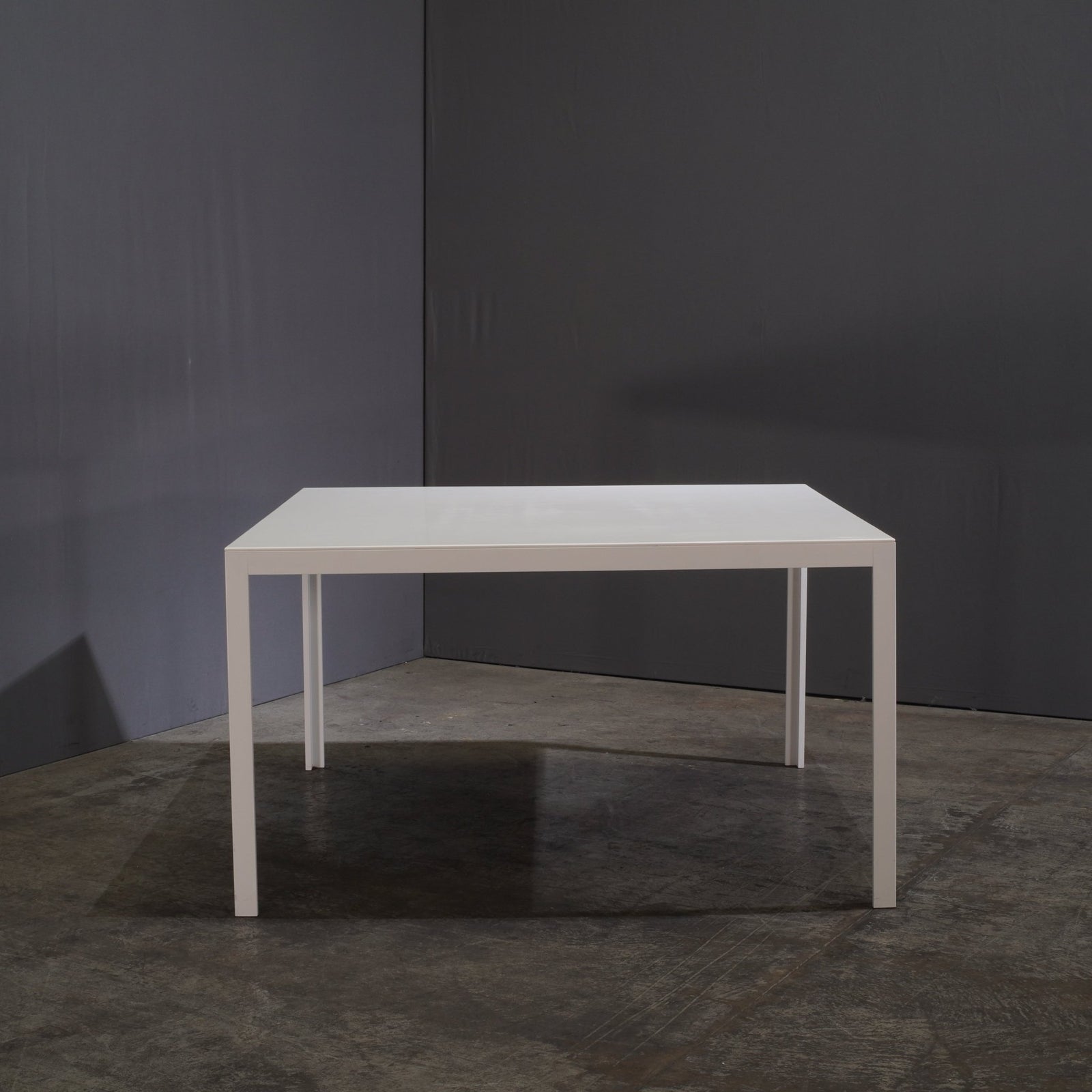 Porro Fractal Square Table in White Corian - REHAUS - Porro