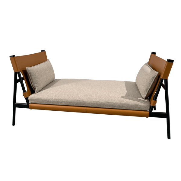Porro Traveller Daybed by GamFratesi @ REHAUS