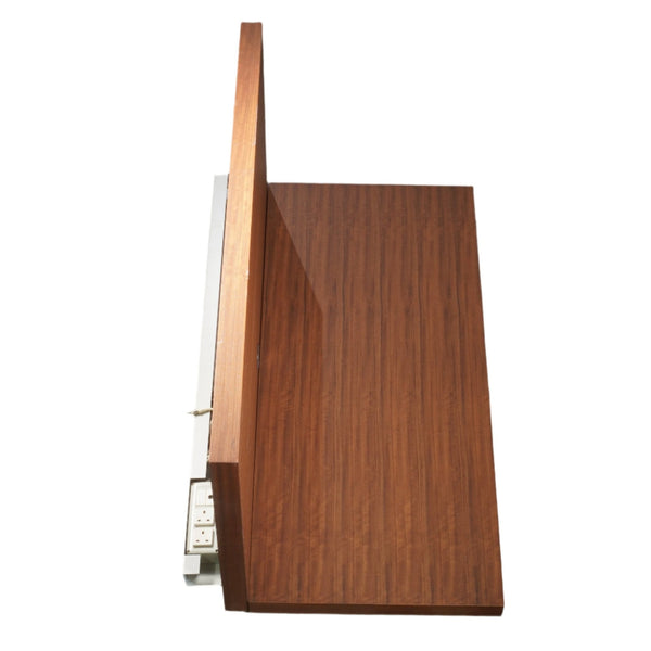 Porro Web Shelf by Piero Lissoni @ REHAUS