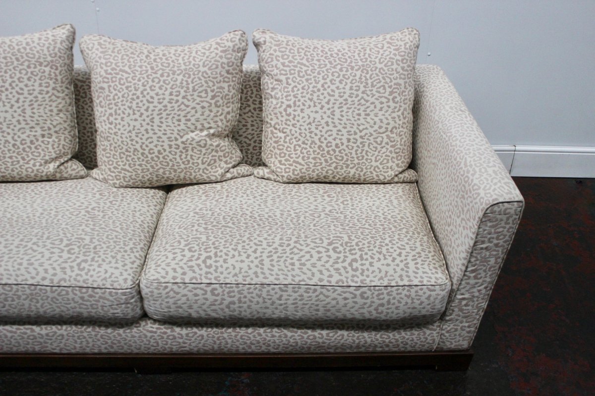 Promemoria Wanda 2.5 - Seat Sofa in Leopard - Print fabric @ REHAUS
