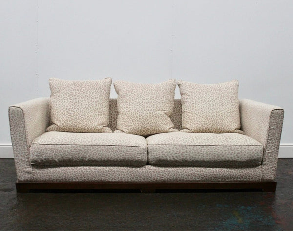 Promemoria Wanda 2.5 - Seat Sofa in Leopard - Print fabric @ REHAUS