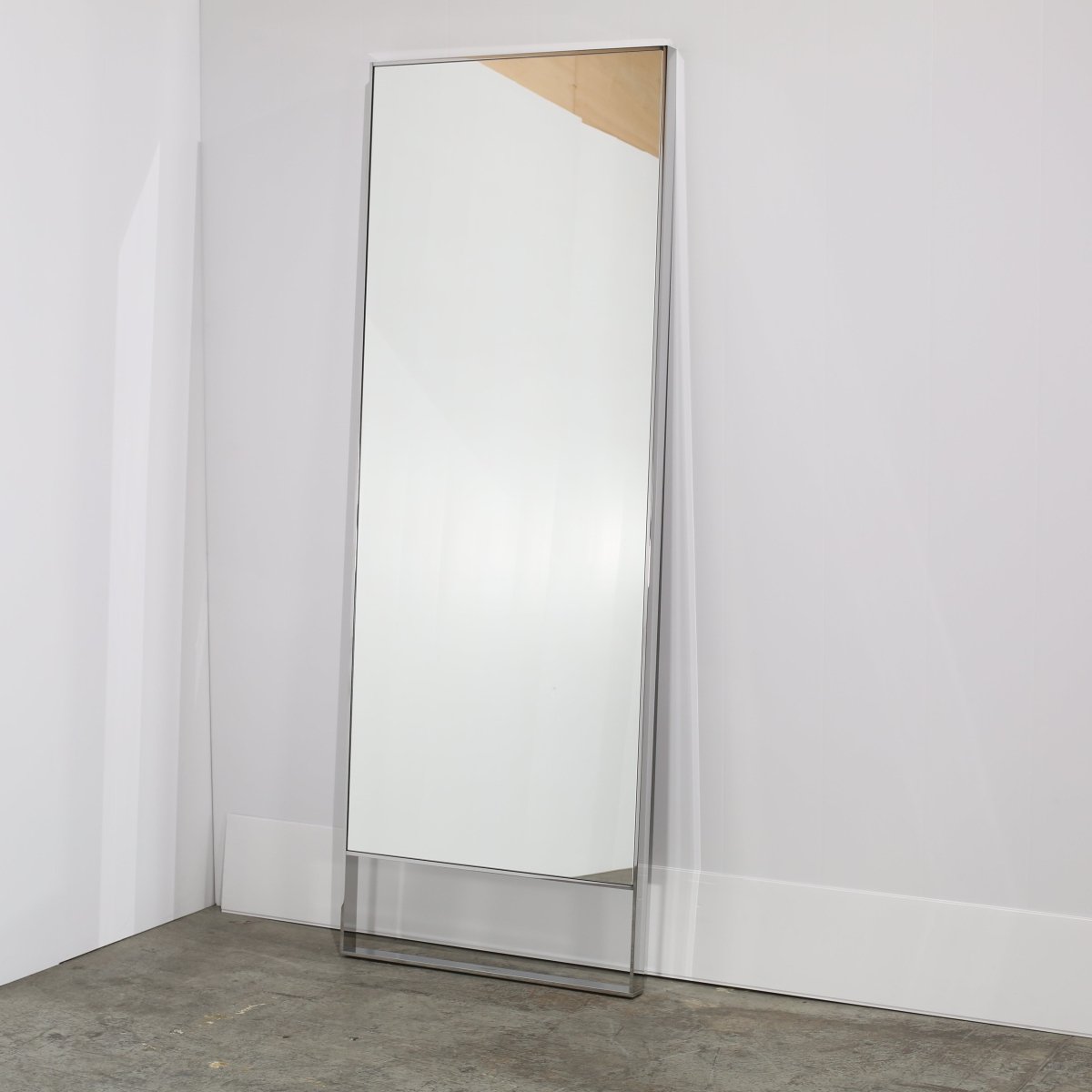 Psiche Wall Mirror by Maxalto @ REHAUS