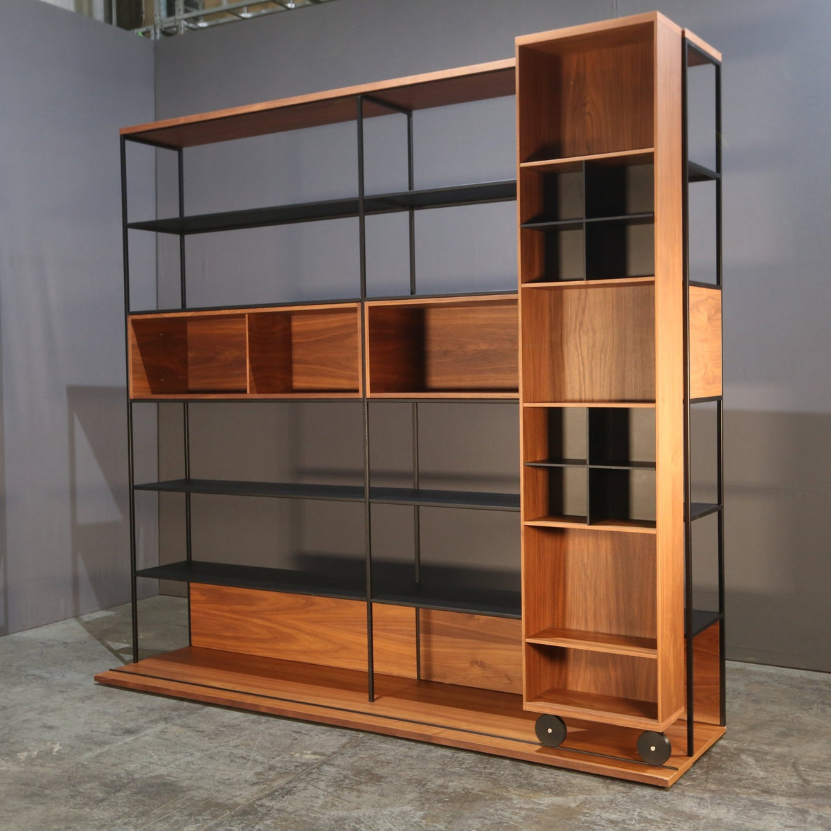 Punt Open Literatura Shelving Unit by Vicent Martinez @ REHAUS