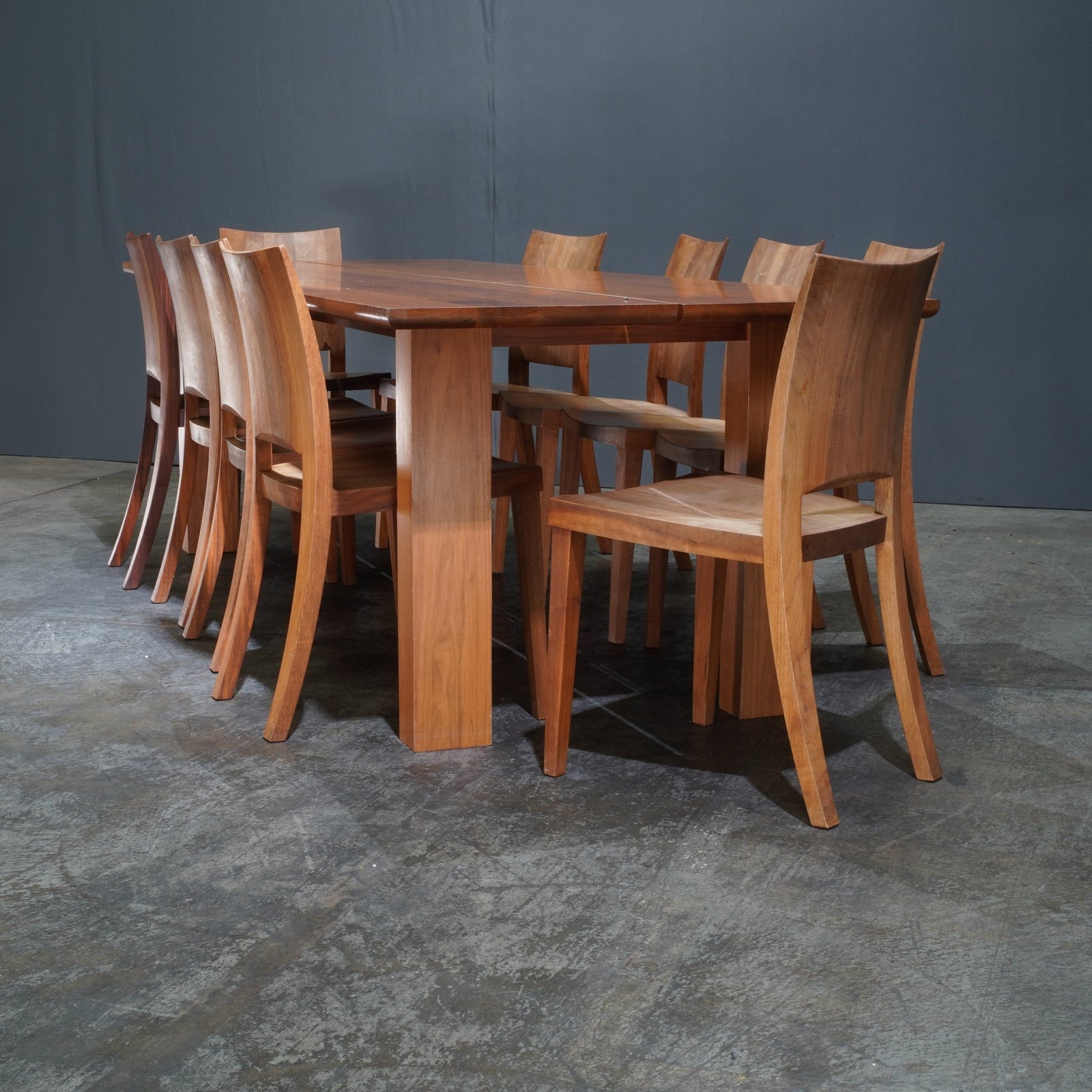 Riva 1920 Walnut Dining Room Table - REHAUS - Riva 1920