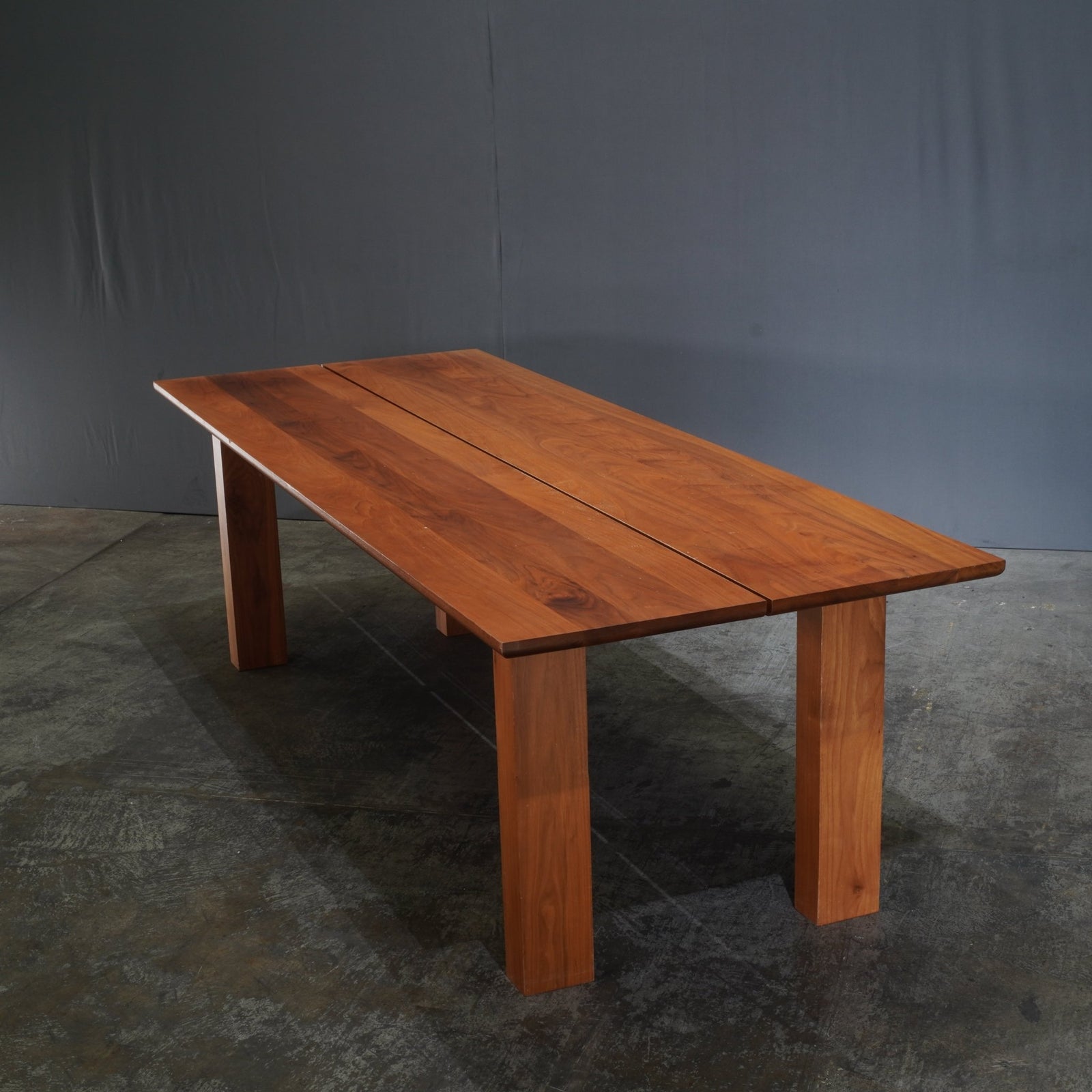 Riva 1920 Walnut Dining Room Table - REHAUS - Riva 1920