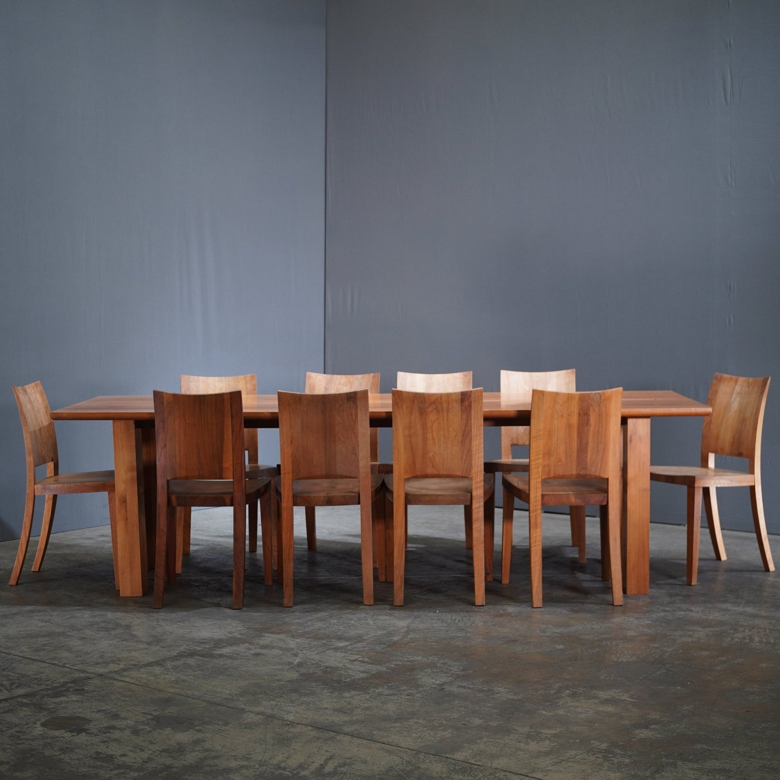Riva 1920 Walnut Dining Room Table - REHAUS - Riva 1920