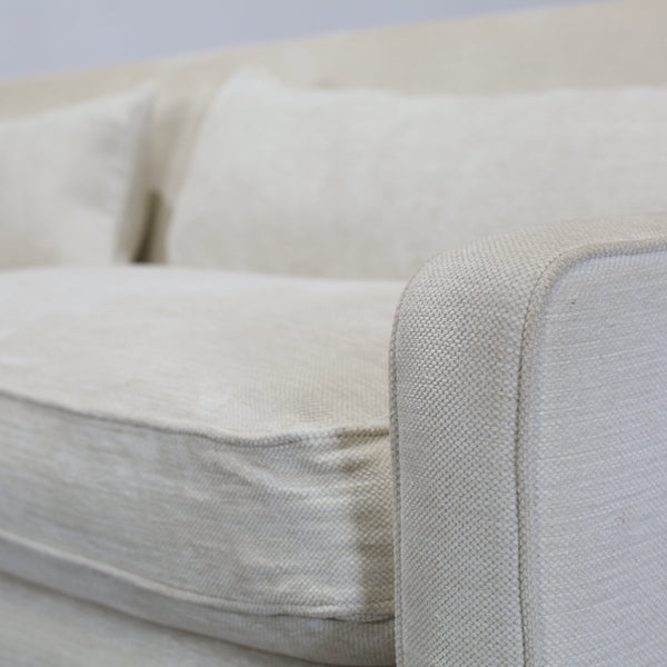 Robert Langford Esmerelda Sofa @ REHAUS