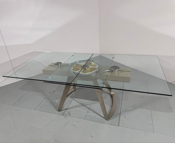 Roche Bobois Astrolab 2.0 Dining Table @ REHAUS