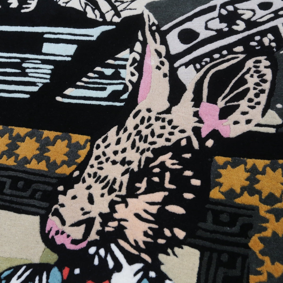 Roche Bobois Hand Tufted London Rug by Marcel Wanders @ REHAUS