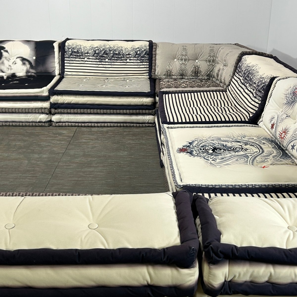 Roche Bobois Mah Jong Sectional Sofa by Jean Paul Gaultier, Set of Twenty One @ REHAUS