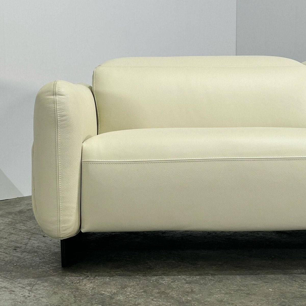 Roche Bobois Opale Leather Sofa by Maurizio Manzoni @ REHAUS