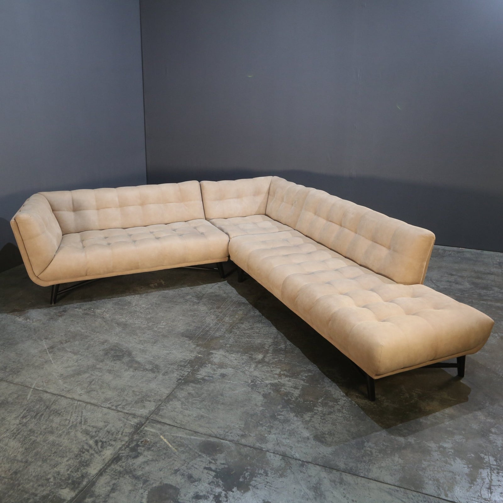 Roche Bobois Profile Corner Sofa @ REHAUS